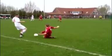 Fussball-Gr&auml;tsche mit Handy