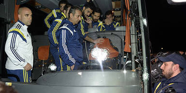 Schüsse auf Spielerbus von Fenerbahce