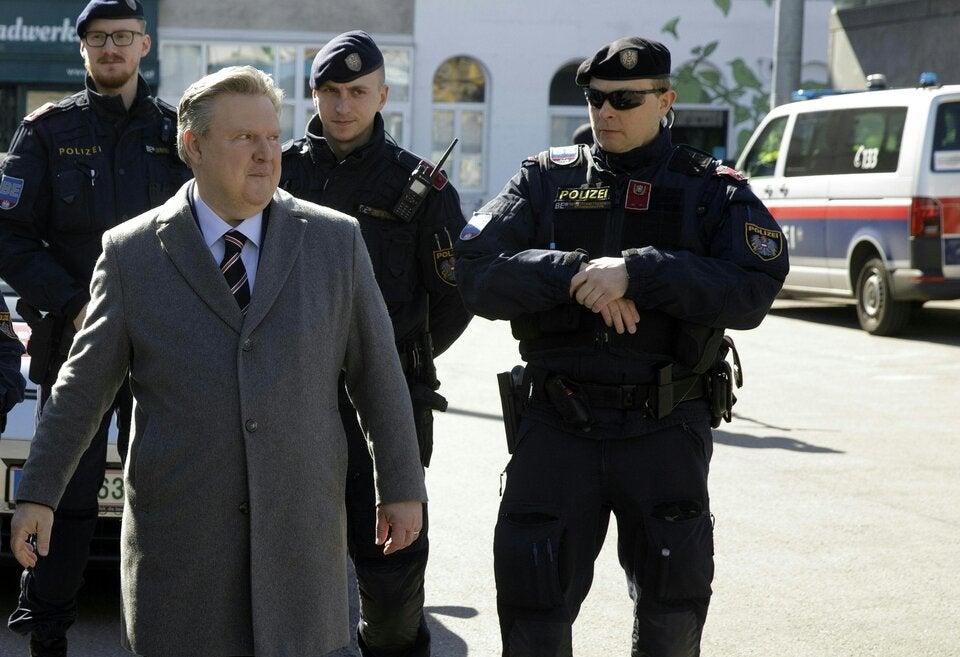 Bürgermeister Ludwig plädierte dafür, ein bundesweites Waffenverbot einzuführen. 