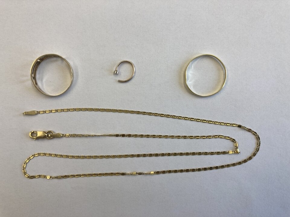 Falsche Polizistin hatte fremden Ehering eingesteckt