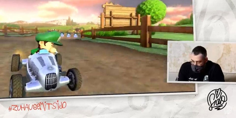 Sido verliert bei Mario Kart und zerstört seinen Fernseher