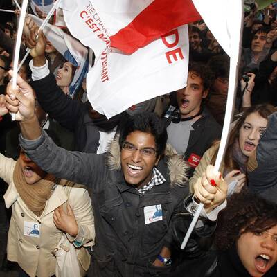  Die Schlacht ist geschlagen, Sarkozy ist gestürzt. Neuer Präsident Frankreichs ist Francois Hollande.