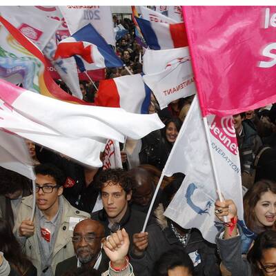  Die Schlacht ist geschlagen, Sarkozy ist gestürzt. Neuer Präsident Frankreichs ist Francois Hollande.