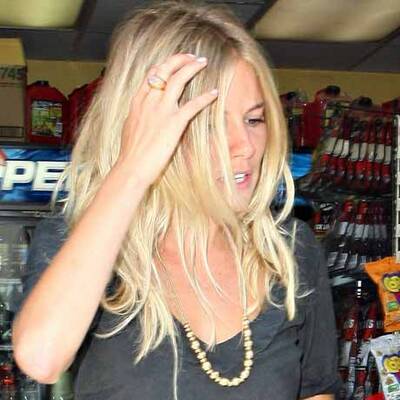 Verfolgt: Sienna Miller bricht in Tränen aus