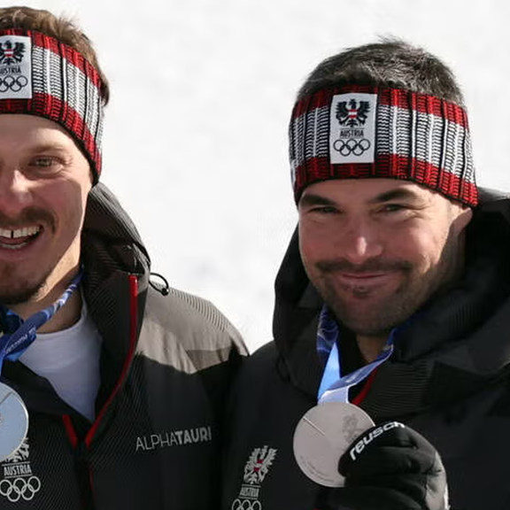 SILBER! Feller/Kriechmayr holen in Team-Kombi erste Ski-Medaille
