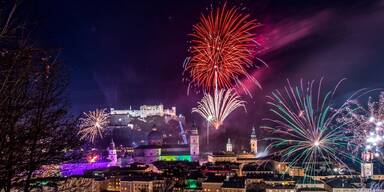 Fulminantes Feuerwerk in der Mozartstadt.