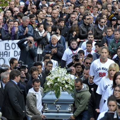 Tausende trauern um Simoncelli