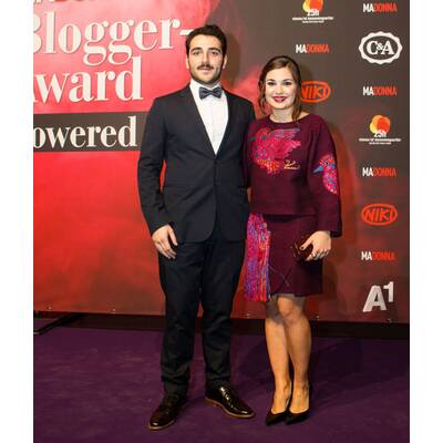 MADONNA Blogger Award