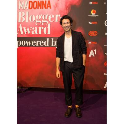 MADONNA Blogger Award