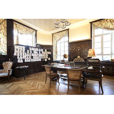 Lena Hoscheks Wiener Atelier