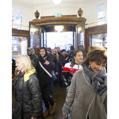 Versace für H&M: Kollektionsauftakt