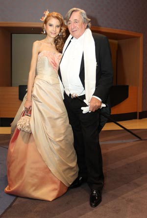 Die Lugners in ihren Opernball-Outfits