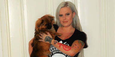 Belästigungs-Bürgerwehr in Schwimmbädern