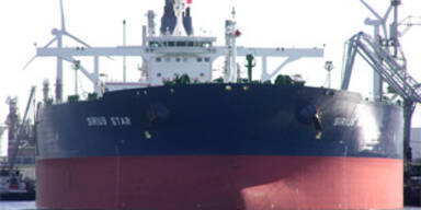 Nach Supertanker kapern Piraten weitere Schiffe