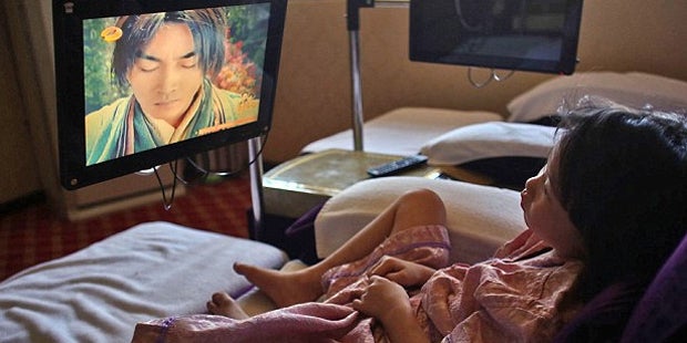 Opa lässt Enkelin (6) als Pfand zurück