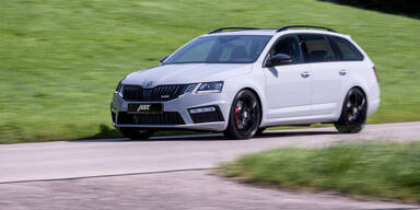 Neuer Skoda Octavia Combi mit 315 PS