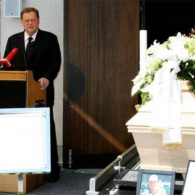 Horst Skoff-Begräbnis