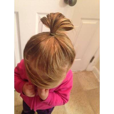 Greg Wickerst Frisurkreationen für Tochter Izzy