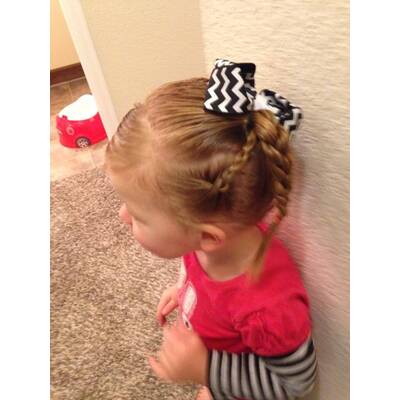 Greg Wickerst Frisurkreationen für Tochter Izzy