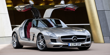 Mercedes SLS - der Star der IAA