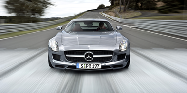 Mercedes SLS - der Star der IAA
