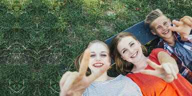 "Smombie" ist Jugendwort des Jahres