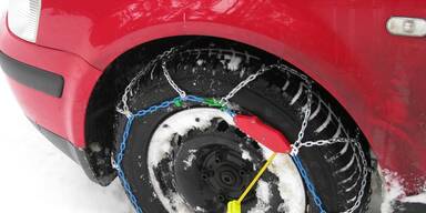 Matschige Fahrbahnen und mehr Verkehr in Richtung Skigebiete in N&Ouml;