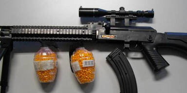 Fu&szlig;ball-Zuschauer mit Softgun beschossen