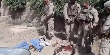 US-Marines sollen auf Leichen uriniert haben