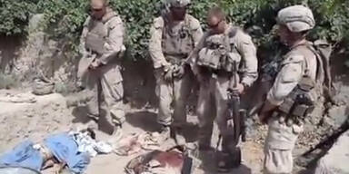 US-Marines sollen auf Leichen uriniert haben