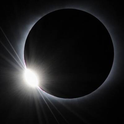 Totale Sonnenfinsternis