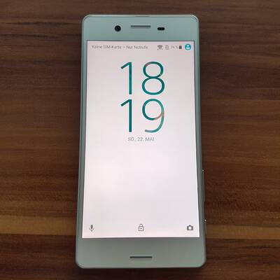 Sony Xperia X 