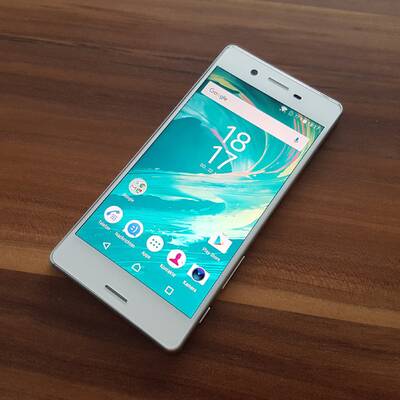 Sony Xperia X 