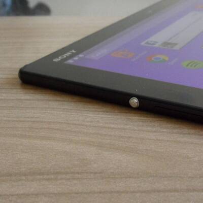 Sony Xperia Z4 Tablet