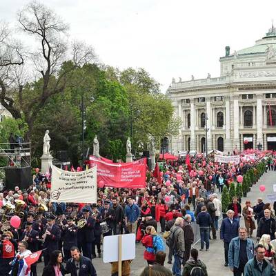 Maiaufmarsch der SPÖ in Wien 