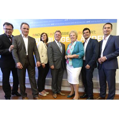 Niessl stellt Regierung um