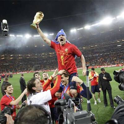 Pokalübergabe an Weltmeister Spanien