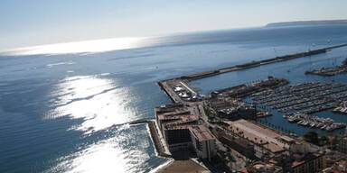 Sex am Strand - ab in den Knast!