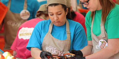 8,7 Tonnen: Mega-Obstsalat in Wien