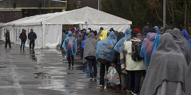 Kälte und Schnee  bremsen Flüchtlinge