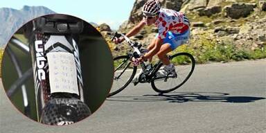 Kohl fährt mit Spickzettel