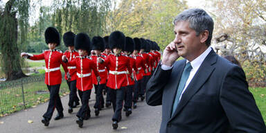 Spindelegger zu Besuch bei Cameron