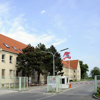 Der 41-Jährige nutzte die Gunst der Stunde bei einem Klogang und ergriff die Flucht.