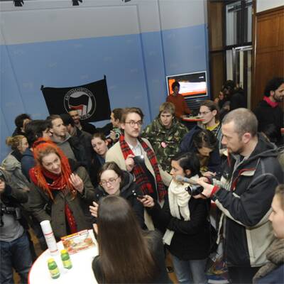 Studenten besetzen SPÖ-Zentrale