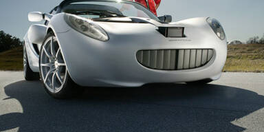 Öko-Sportwagen geht auf Tauchstation