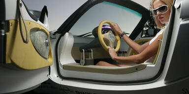 Öko-Sportwagen geht auf Tauchstation