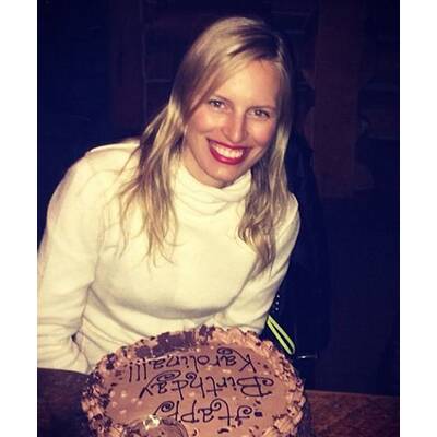 Models essen Junk-Food