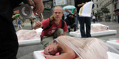 Nackt-Protest am Stephansplatz