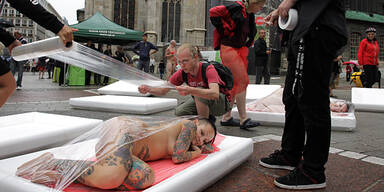 Nackt-Protest am Stephansplatz