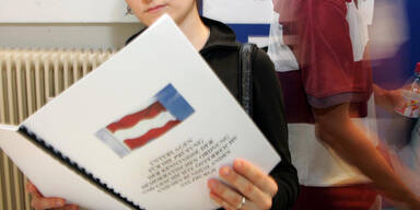 Wieder mehr Einbürgerungen